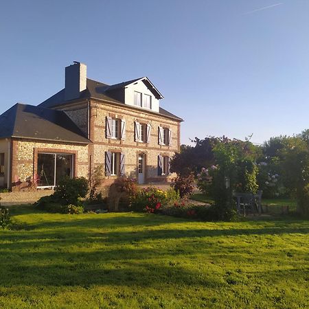 Chambres D'Hotes " Le Clos Des Colimacons " Maniquerville Bagian luar foto