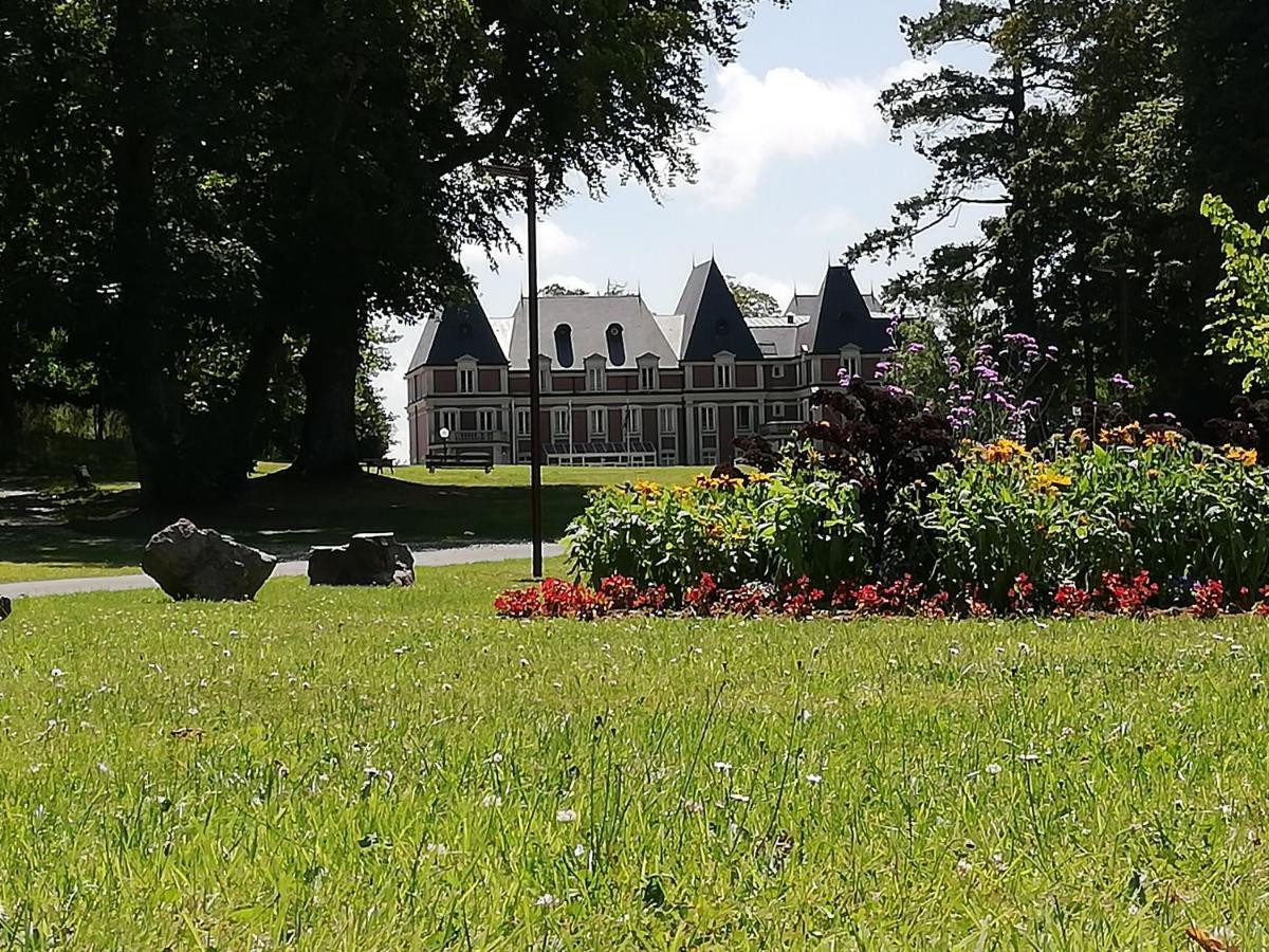Chambres D'Hotes " Le Clos Des Colimacons " Maniquerville Bagian luar foto