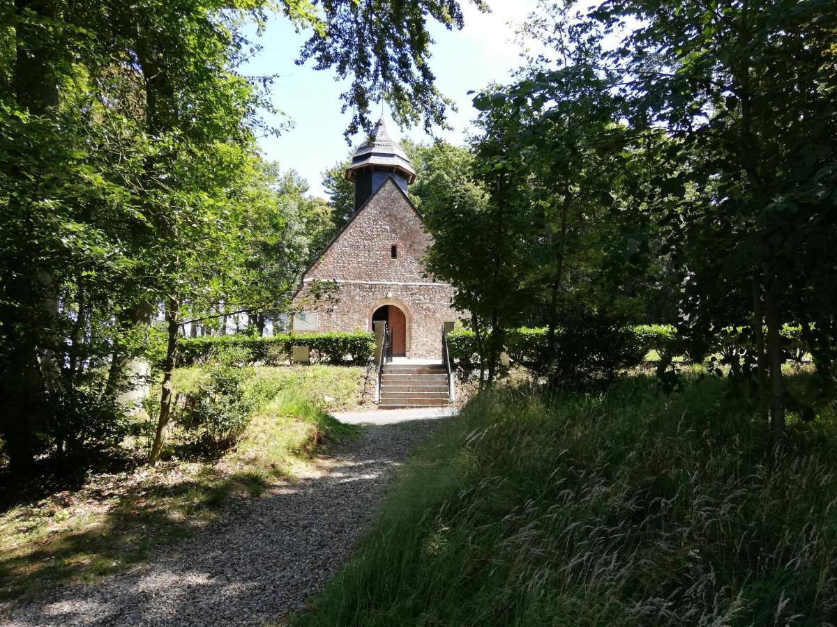 Chambres D'Hotes " Le Clos Des Colimacons " Maniquerville Bagian luar foto