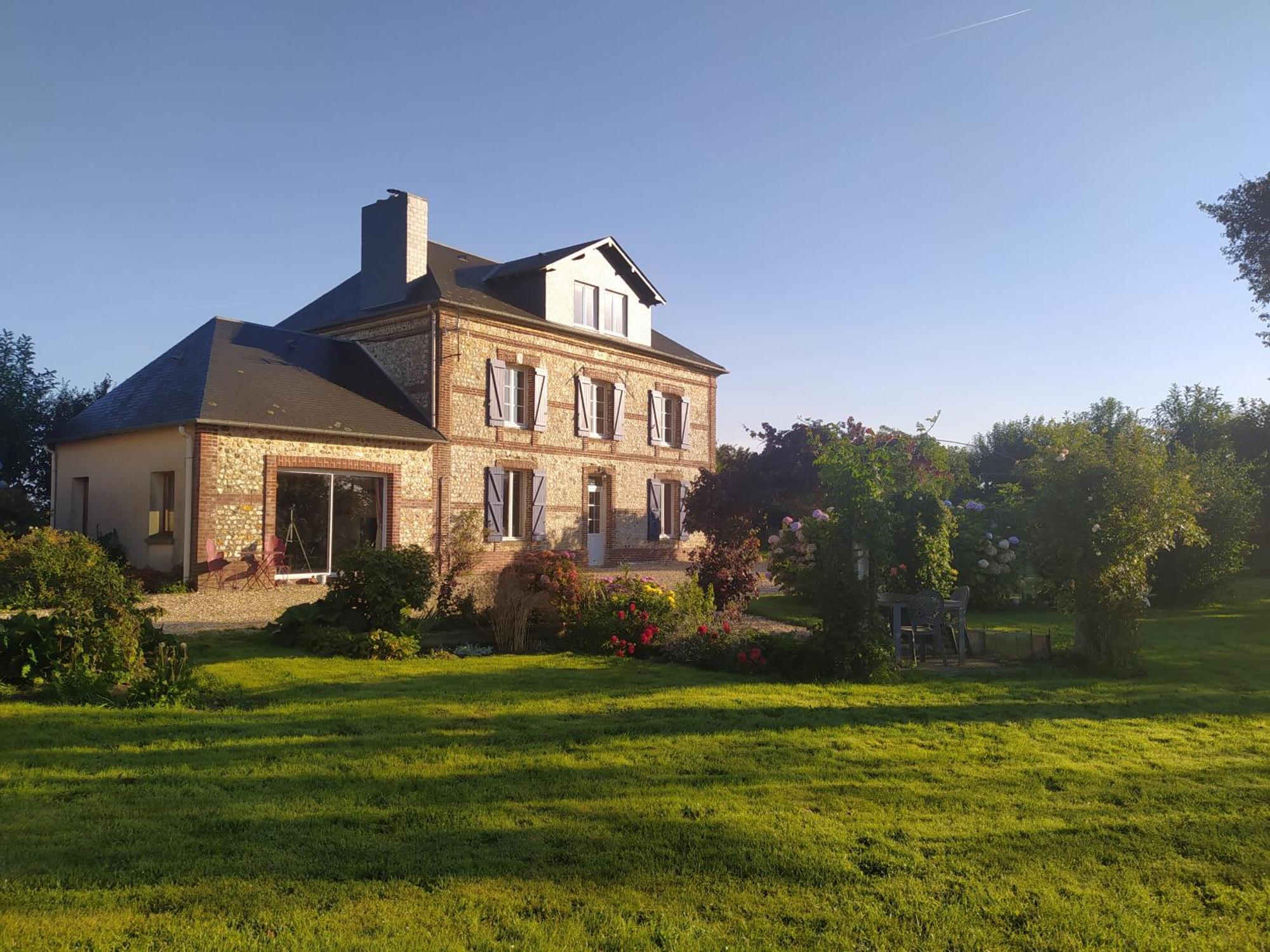 Chambres D'Hotes " Le Clos Des Colimacons " Maniquerville Bagian luar foto